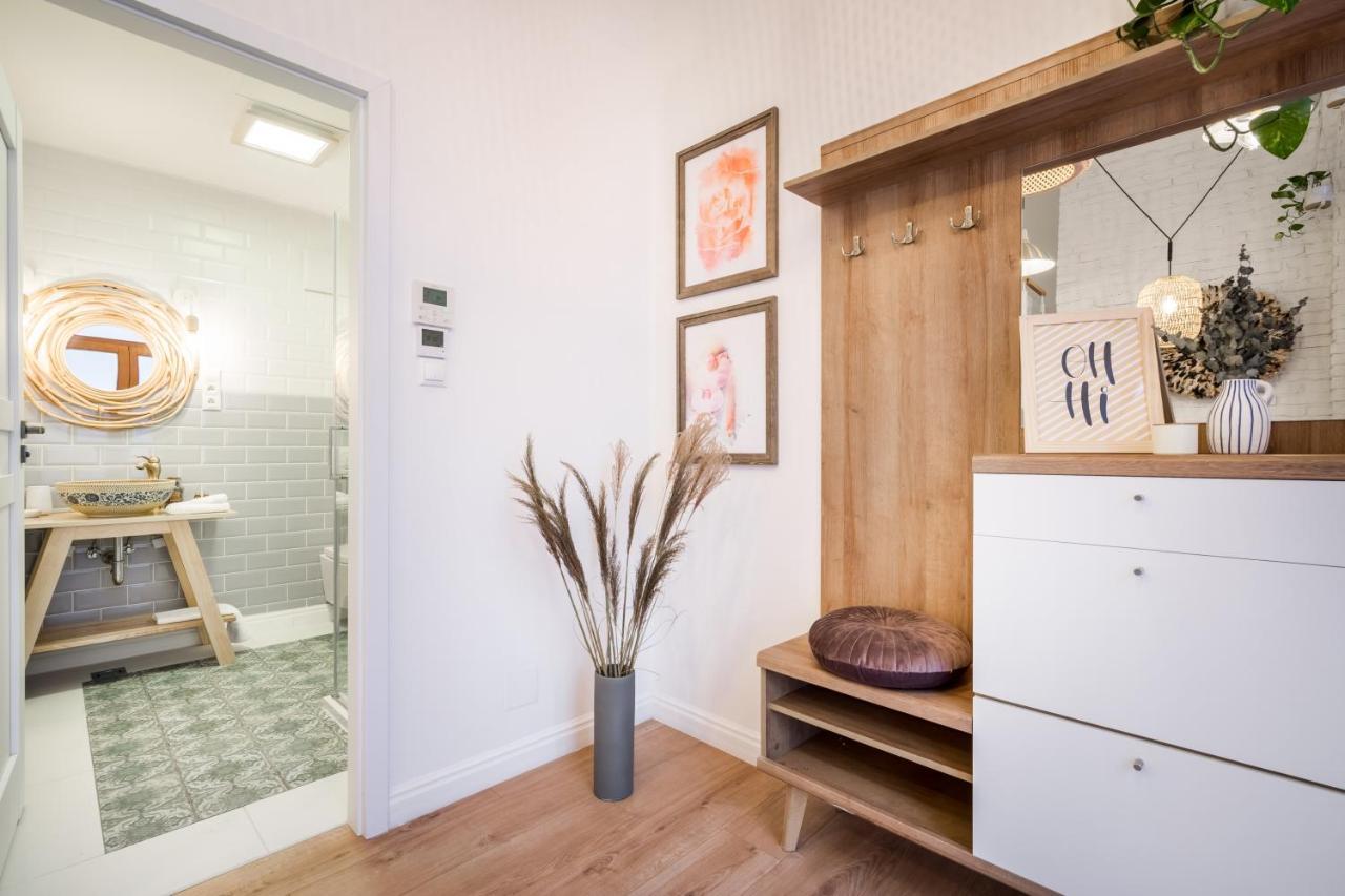 Roomli Boho Chic Apartments Budapest Bagian luar foto