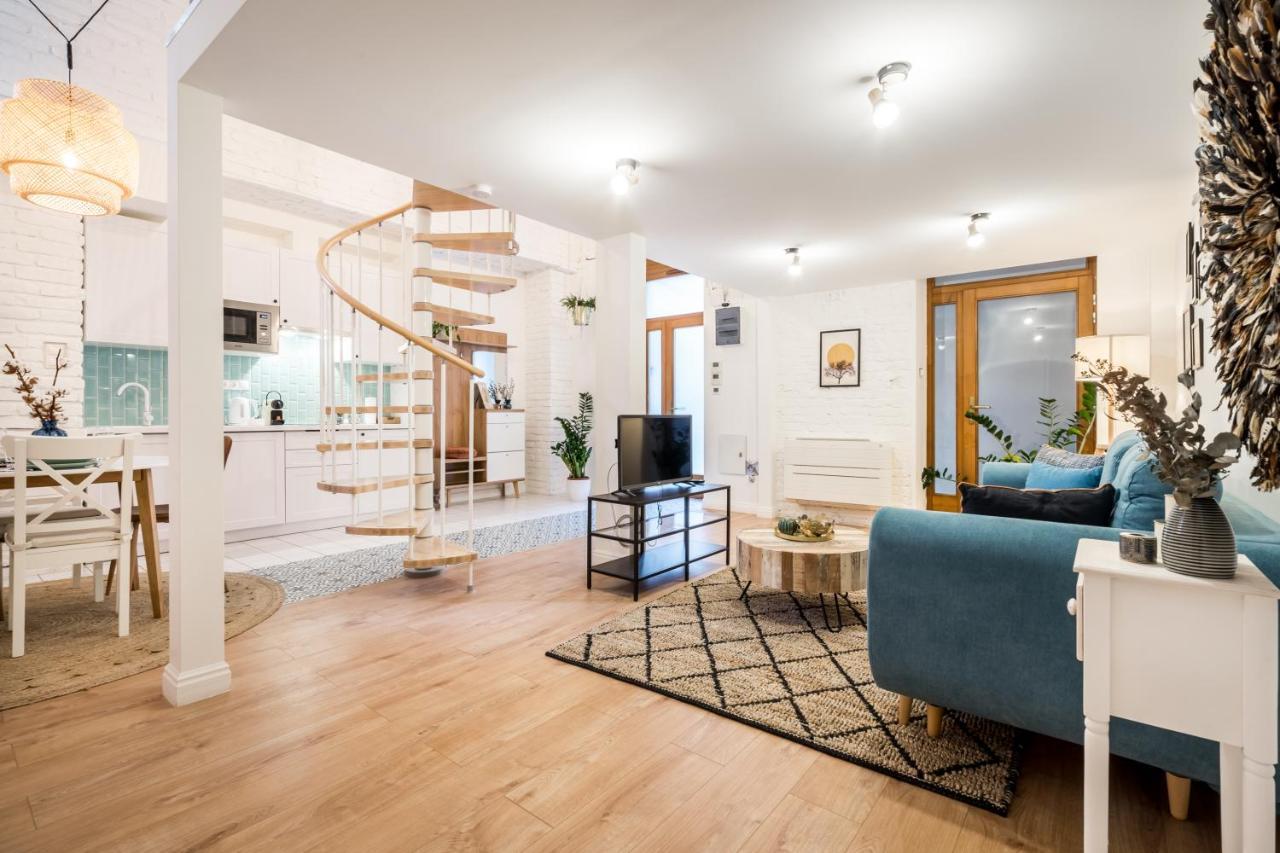 Roomli Boho Chic Apartments Budapest Bagian luar foto