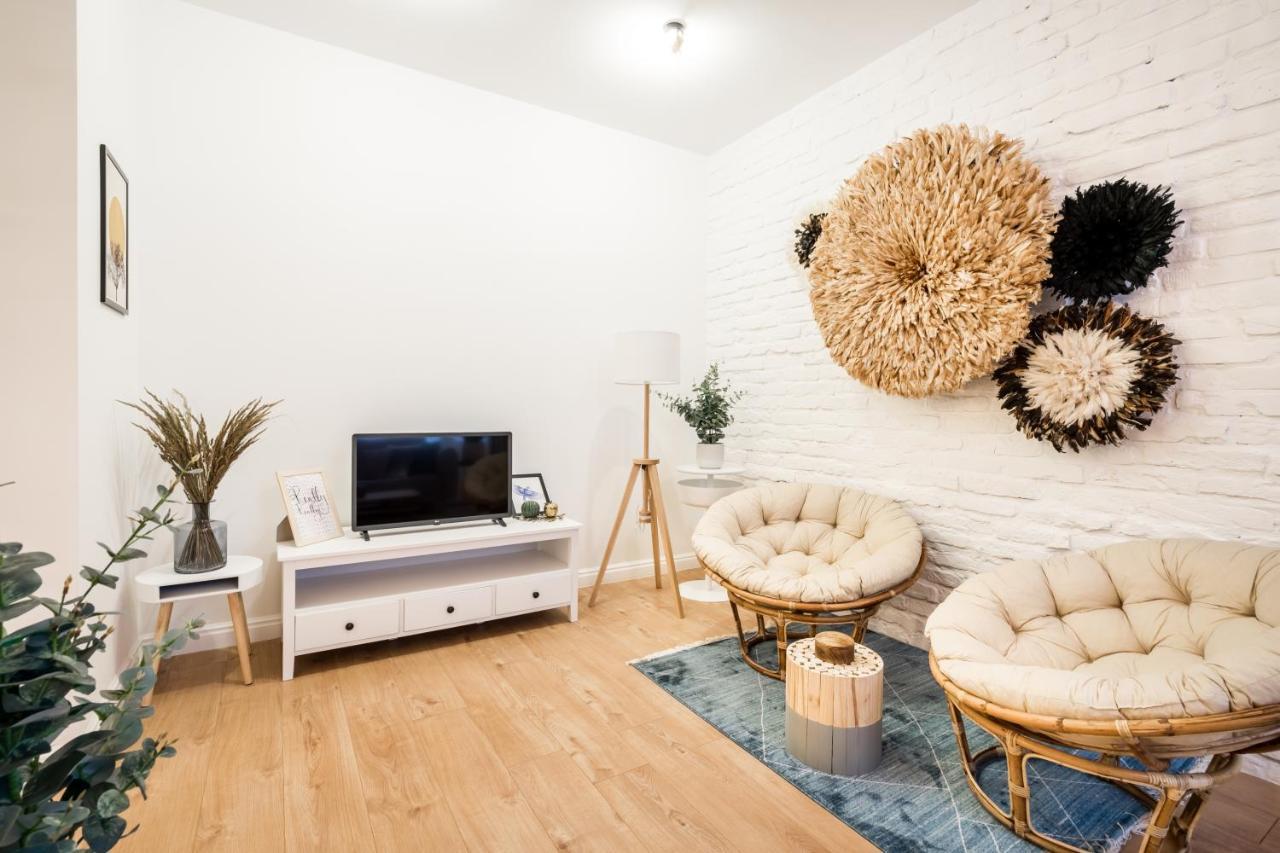 Roomli Boho Chic Apartments Budapest Bagian luar foto